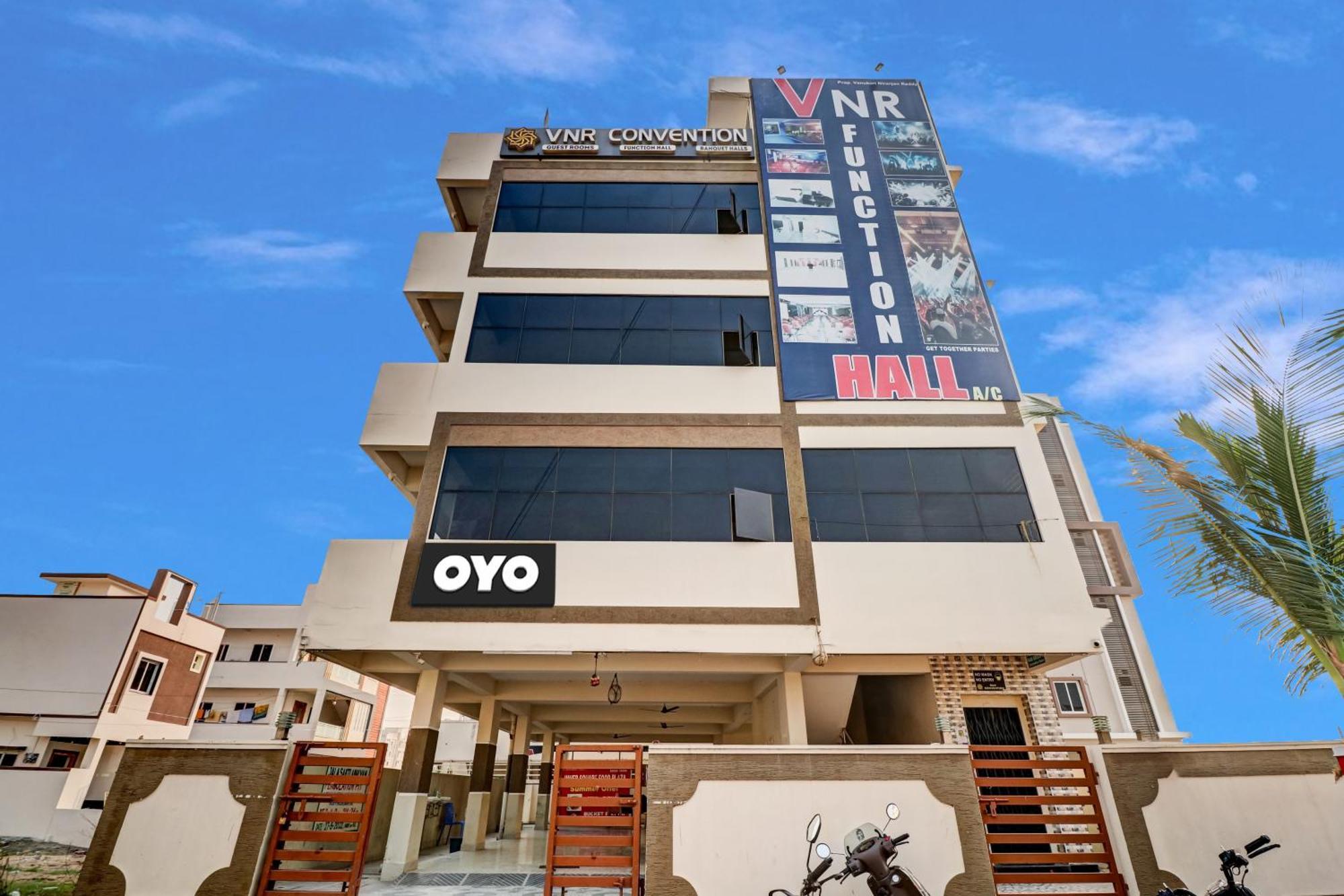 Hotel Oyo Vnr Convention Guntūr Zewnętrze zdjęcie