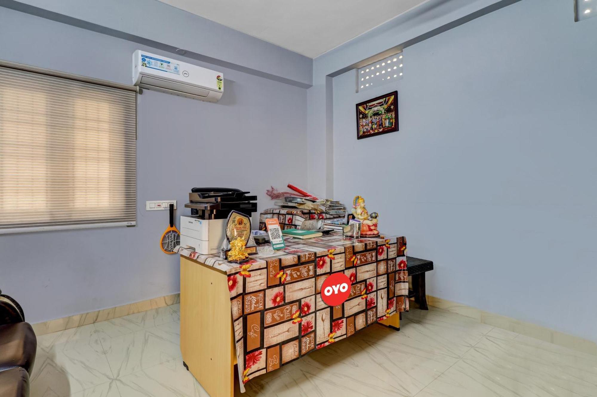 Hotel Oyo Vnr Convention Guntūr Zewnętrze zdjęcie
